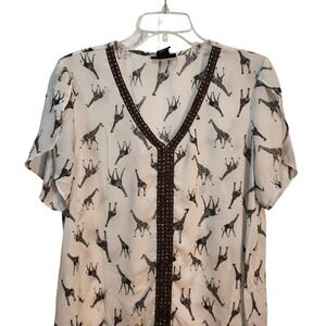 Nue Options Womens Blouse Size‎ L  Giraffe Safari Print Short Scallop Sleeve